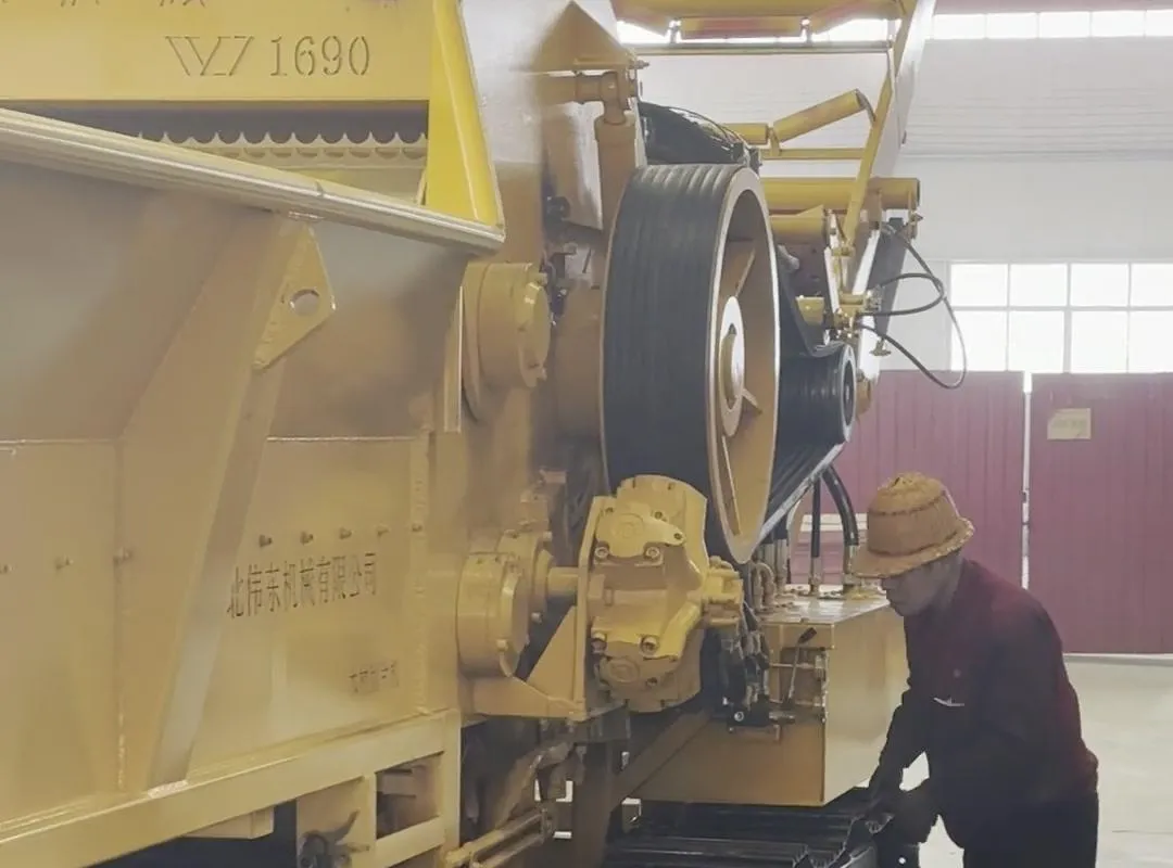The WeiDong Machinery team