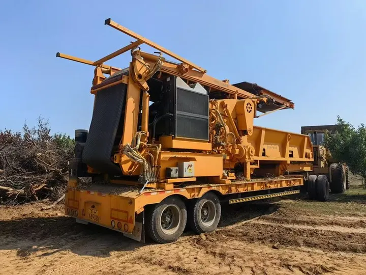 WeiDong WD1690M diesel skid-mount horizontal grinder