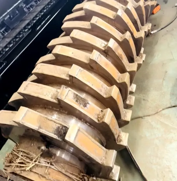 WeiDong WD1690M diesel skid-mount horizontal grinder, photo 4