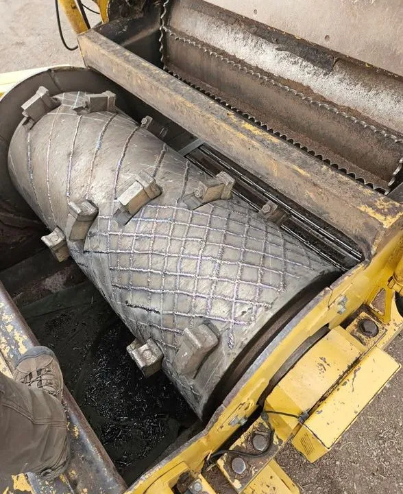WeiDong WDE1690M electric skid-mount horizontal grinder, photo 2