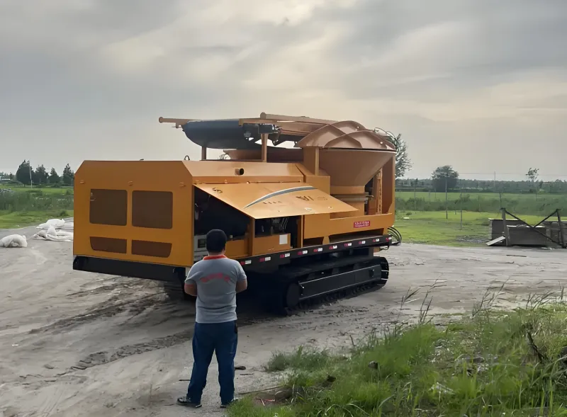 WeiDong WD3600C diesel crawler tub grinder, photo 18