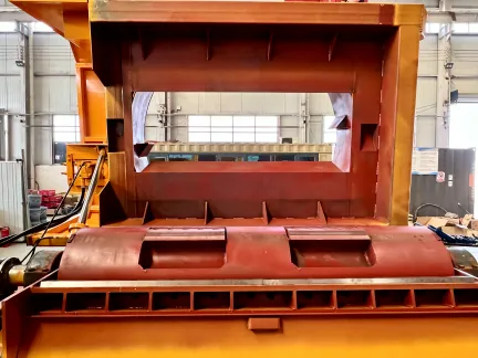 WeiDong WD3600C diesel crawler tub grinder, photo 20