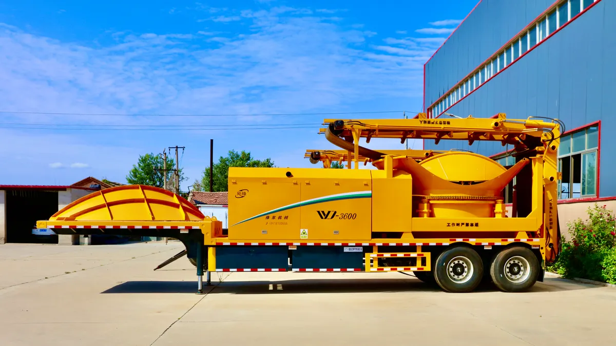 WeiDong WD3600S diesel semi-trailer towable tub grinder, photo 13