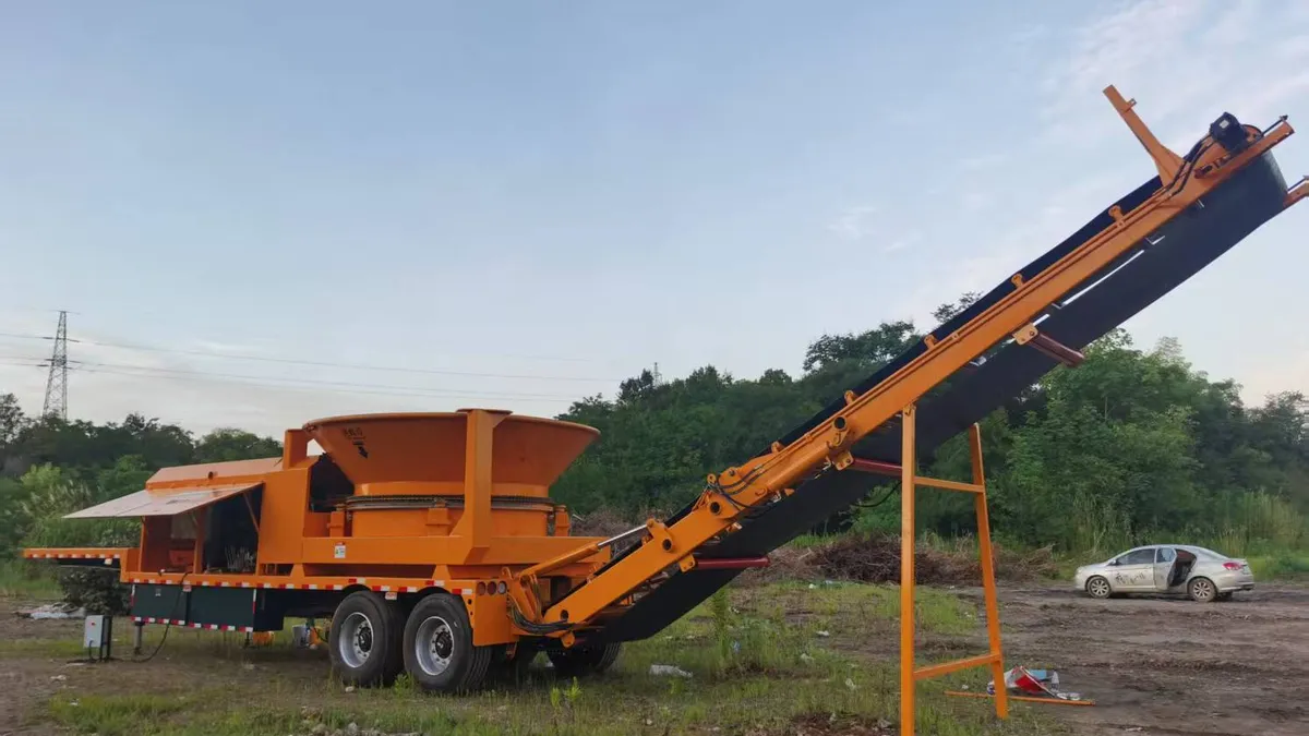 WeiDong WD3600S diesel semi-trailer towable tub grinder, photo 20