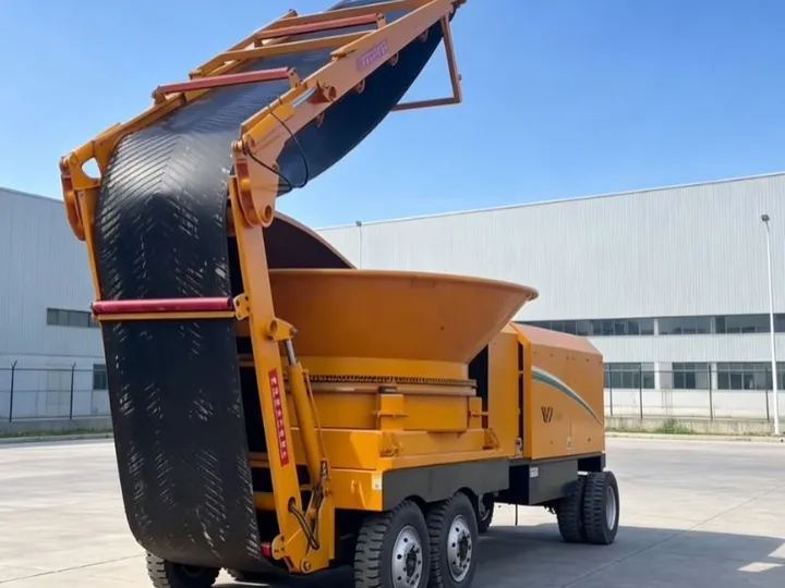 WeiDong WD3600W diesel road-wheeled tub grinder